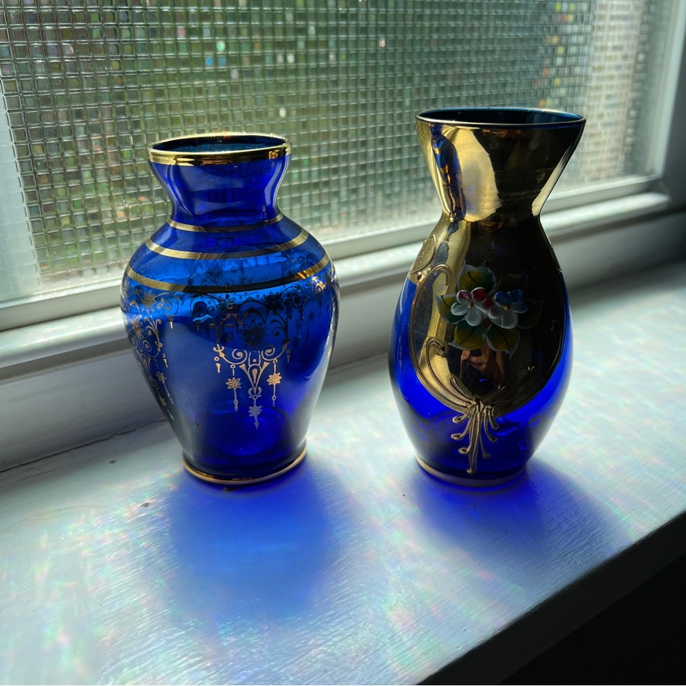 Blue and gold Murano glass vases made in Venice